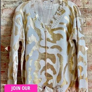 Brand new, dressy cute sweater for all seasons spring/fall/winter 🌸🌺🌼